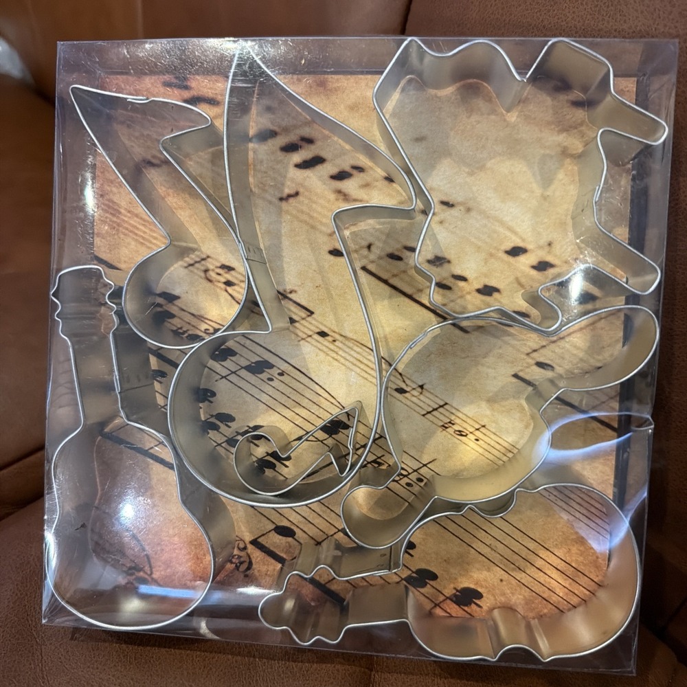 R&M International Musical Cookie Cutter Set 7 Piece Tinplated Steel Music #1876